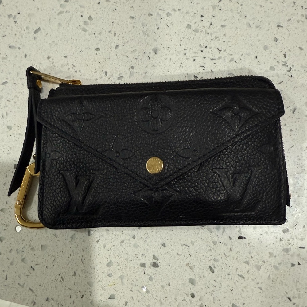 Black Louis Vuitton Recto Verso wallet - Picture 8 of 12